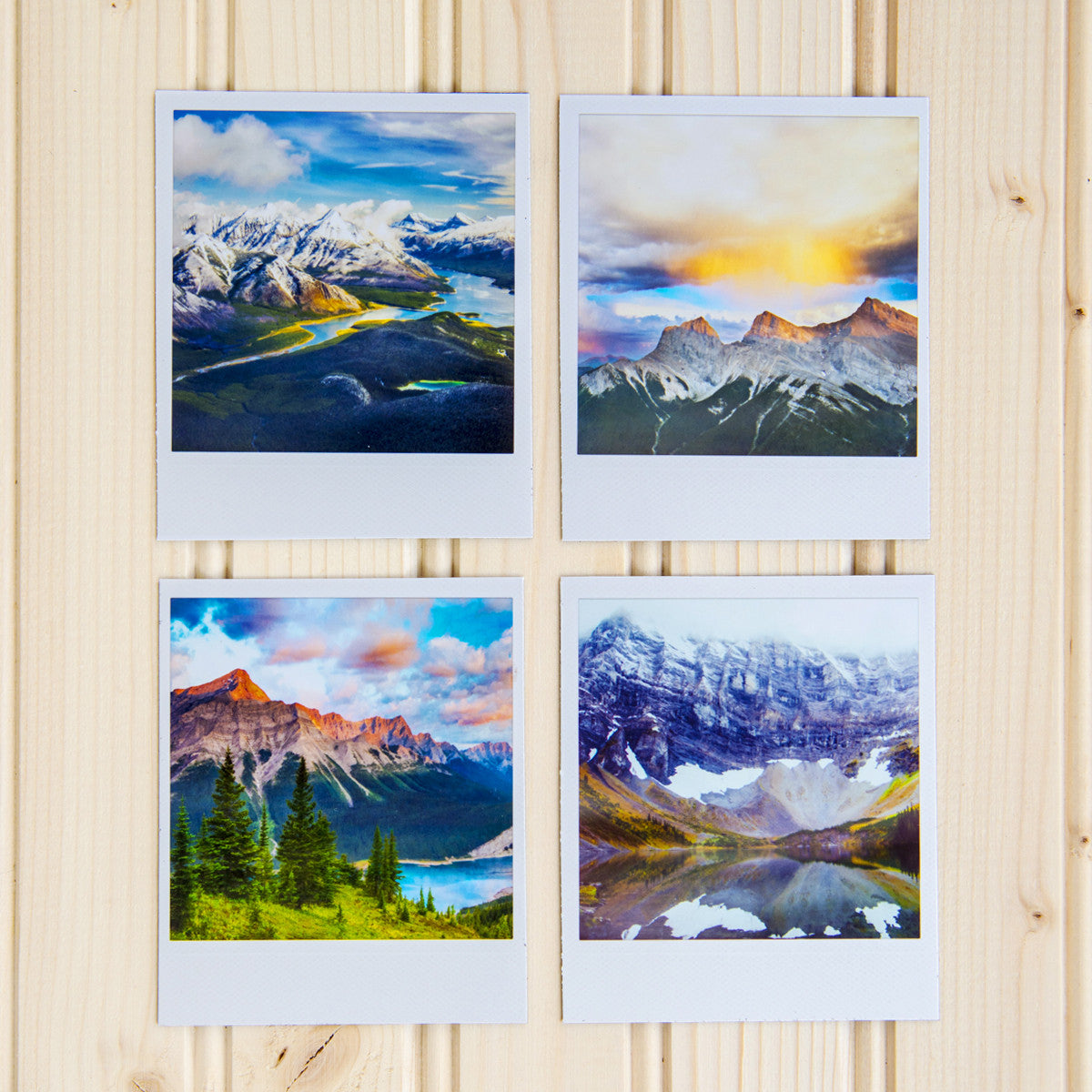 Imán Polaroid metálico<br> Paisajes de montaña de Alberta