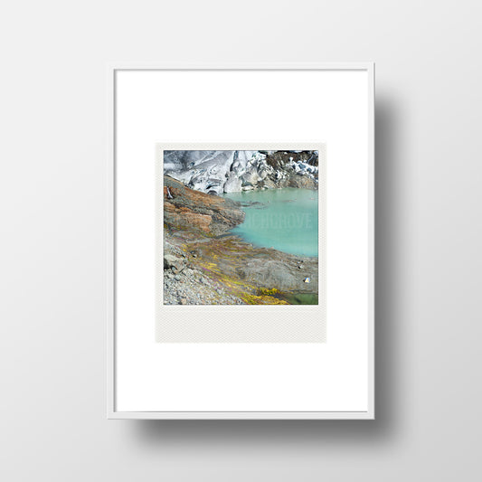 Interrumpido<br> Imán Polaroid metálico<br> Glaciar + Lago en BC