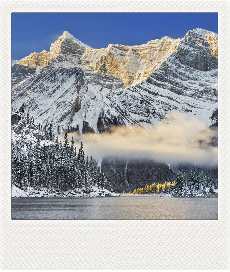 Imán Polaroid metálico<br> Paisajes de montaña de Alberta